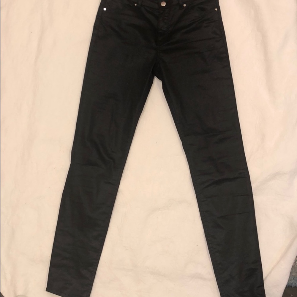 Black skinny jeans